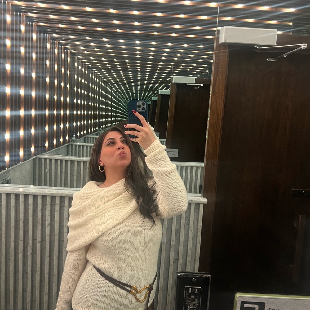 Meet your Posher, Nahal